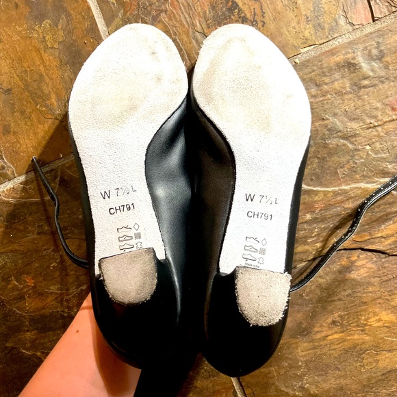 Black So Danca brand dress shoes women’s size 7.5 only worn once great condition - Picture 5 of 6